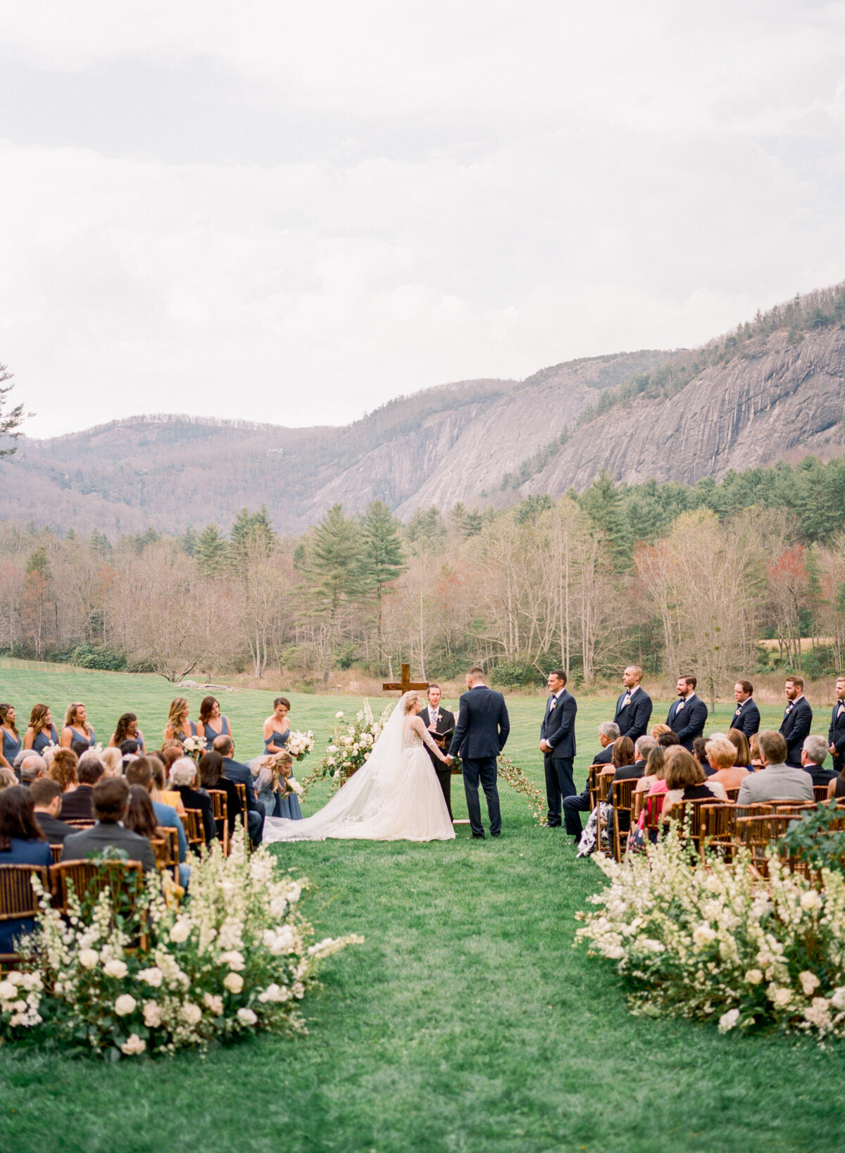 18-lonesome-valley-mountain-ceremony-wedding