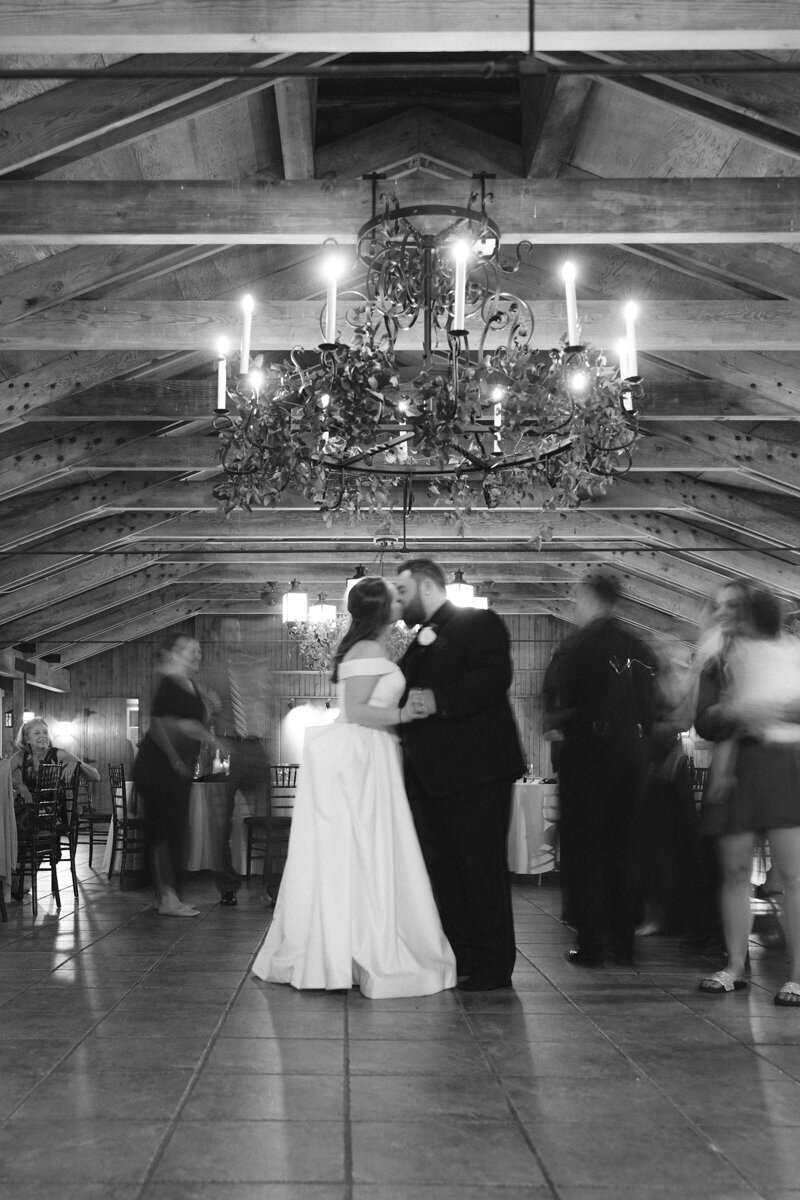 Elegant Wedding at Marriot Ranch Blue Ridge Mountains___-6