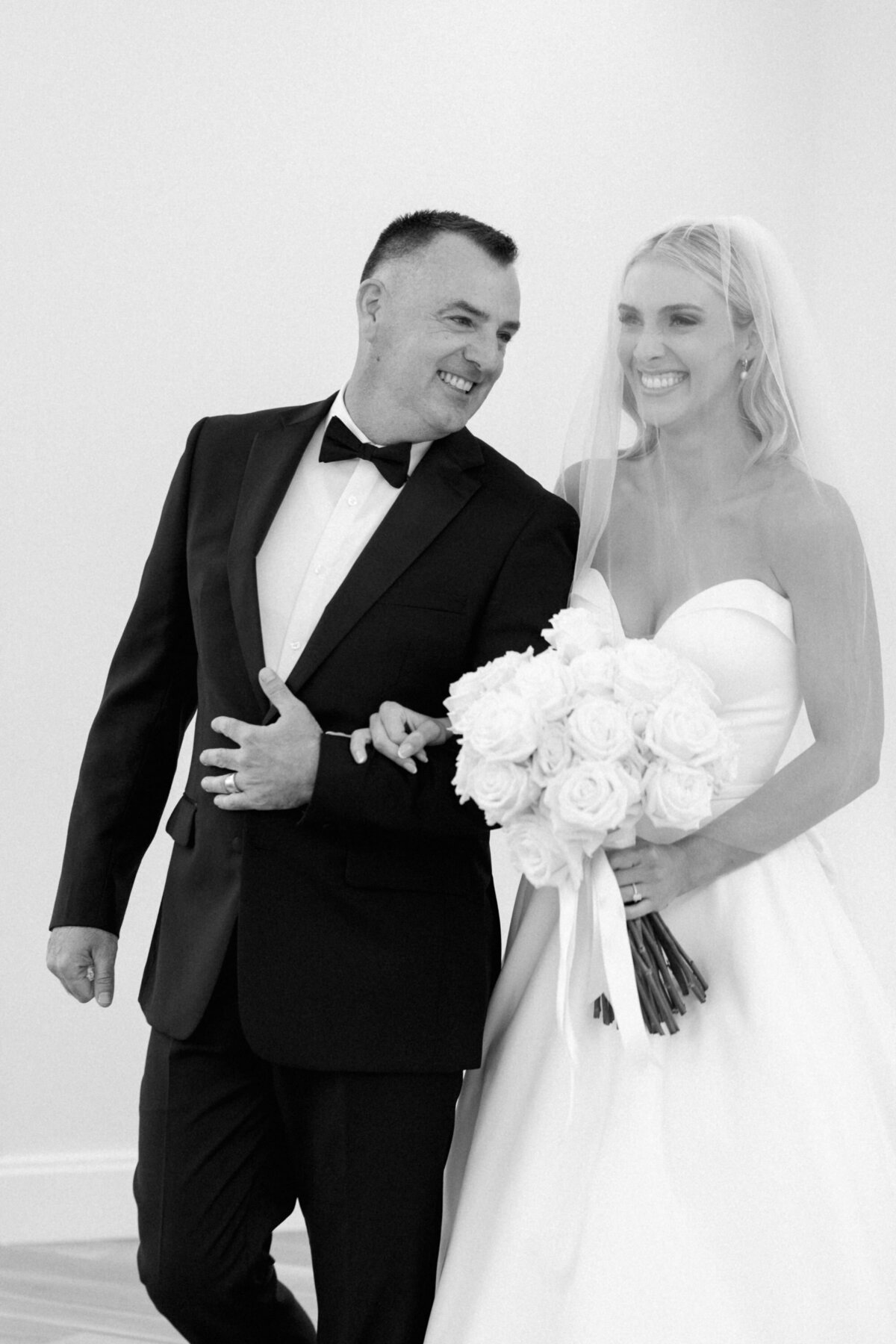 brittany-pannebaker-tampa-florida-destination-wedding-photographer-wedding-chandler-and-cole-tampa-harborside-chapel-244