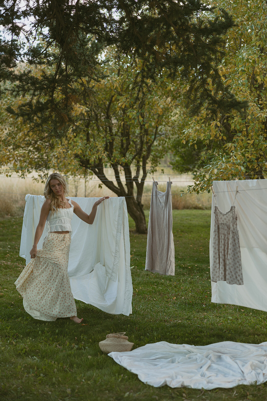 tanya-davids-photo-film-documentary-idaho-utah-oregon-washington-colorado-wedding-elopement-portrait-photographer-intention-session-apple-orchard-46