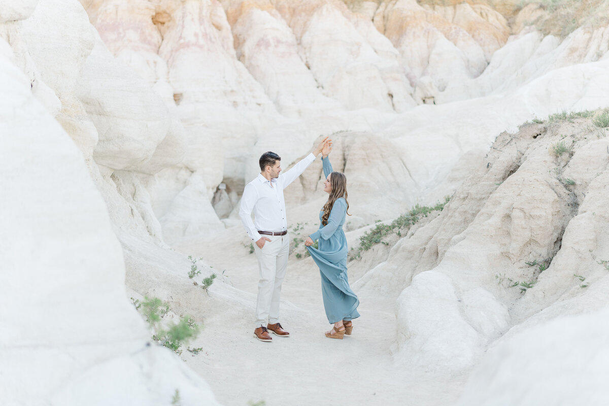 Paint Mines Interpretive Park El Paso Colorado Engagement Session Light and Airy Romantic Pictures Elena Spraguer Photography 0014