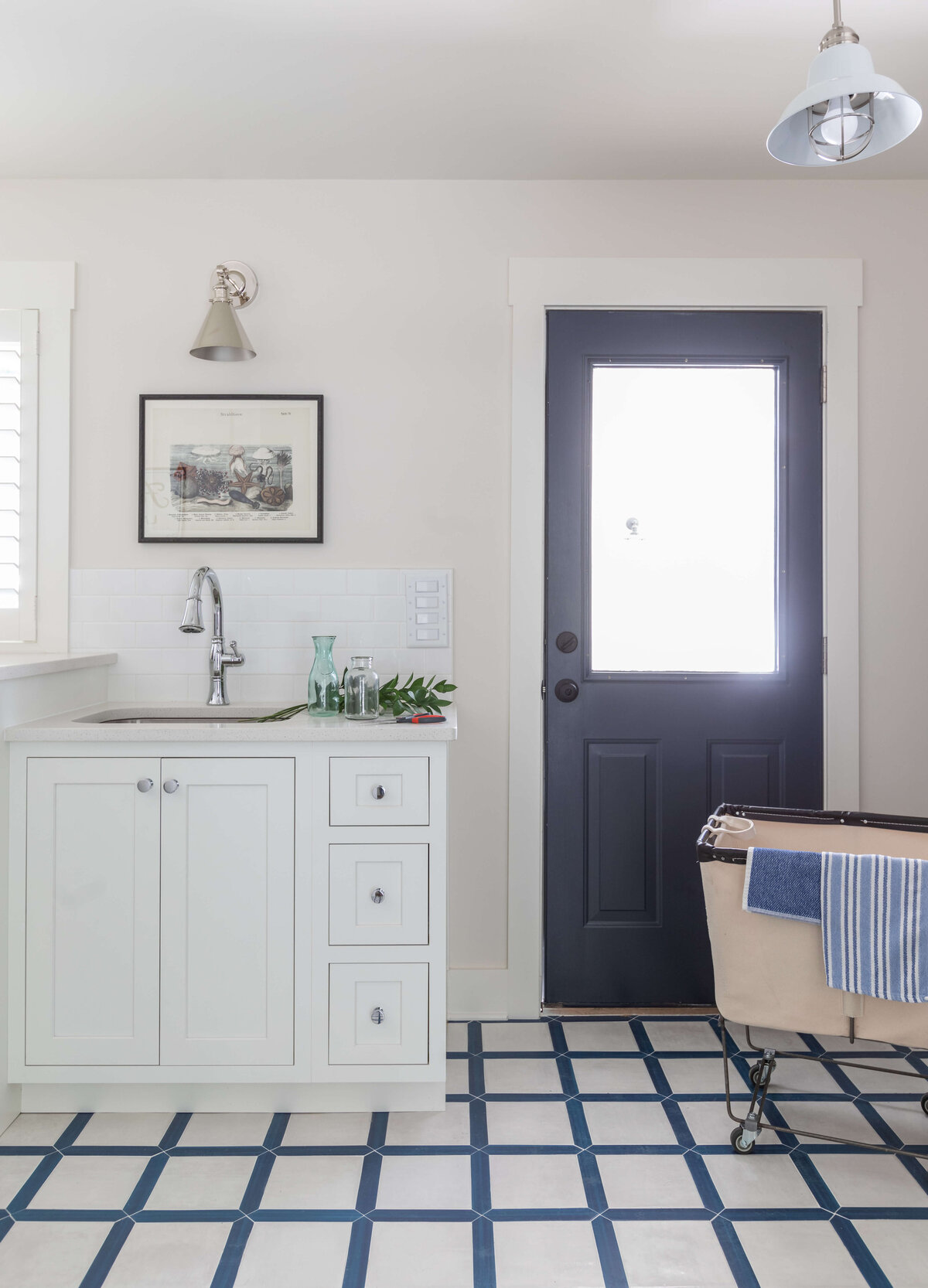 Amelia Island Coastal Bungalow Lola Interiors Laundry Room