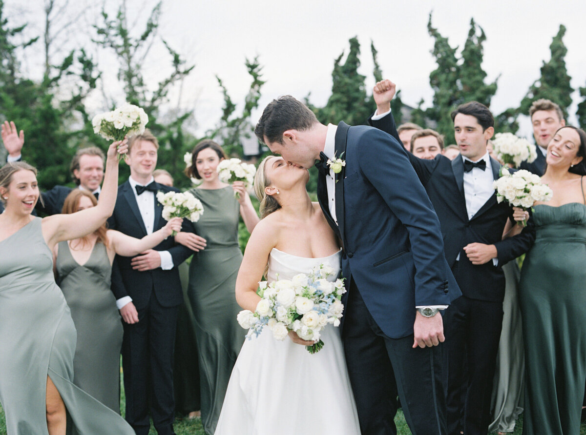 Emily March Photography Wilmington, North Carolina and Destination Wedding Engagement Photographer Heirloom Photography for Memorable Gatherings Light Airy Sentimental Imagery Images Weddings VaughanWedding_0373 copy
