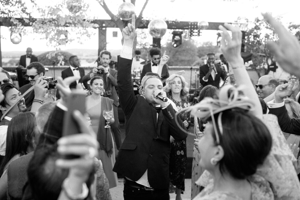 089-REVISED-081EW-ARTISTS-FAVORITES-FINALEMILIE-WHITE-PHOTOGRAPHER-403