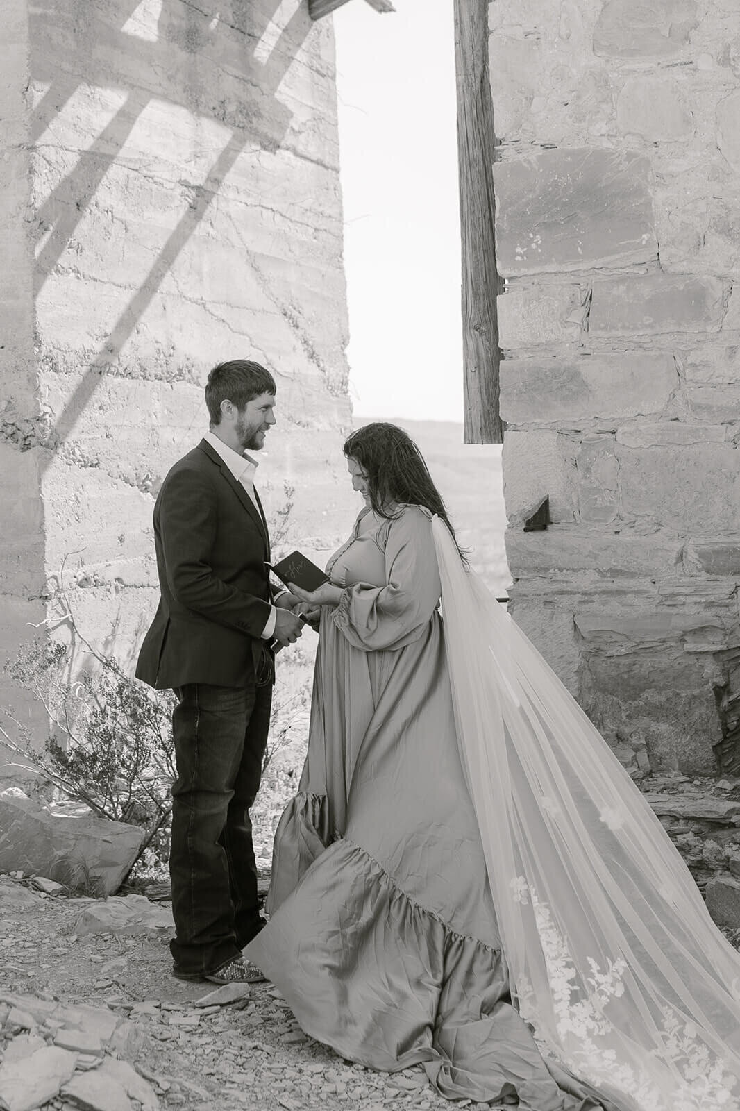 Adventure-elopement-photographer-9