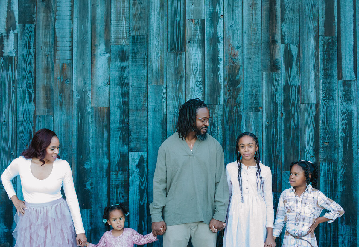 Long Beach Family Photographer at 2nd and PCH