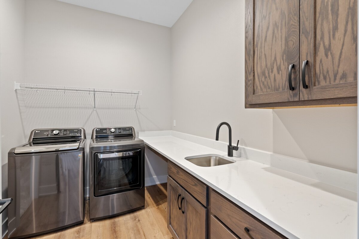 25-172 407 2nd St NW