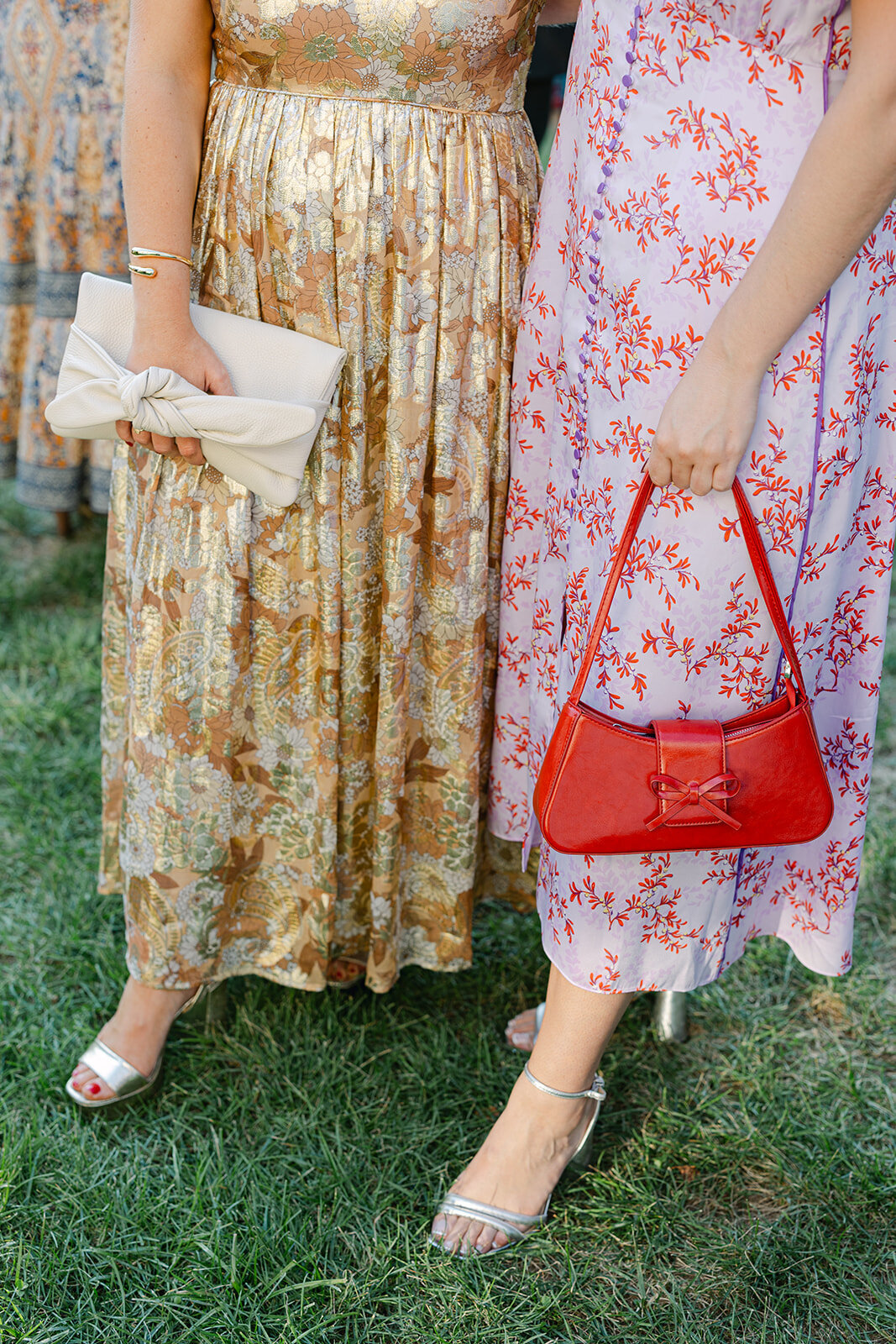 Cocktail_CatherineWes_CapeCodPrivateHomeWedding_SamBrooksPhotos-130
