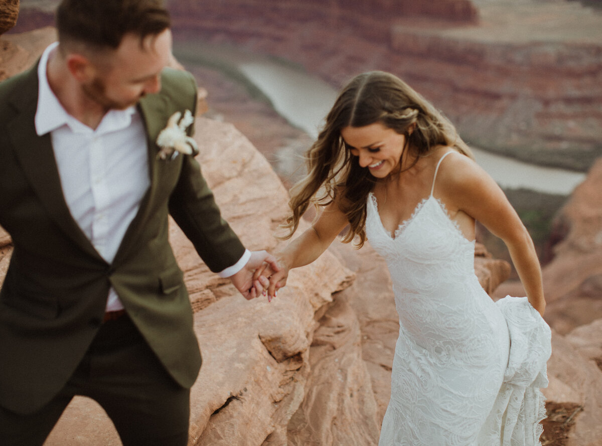 Desert-Elopement-Moab-Utah-9