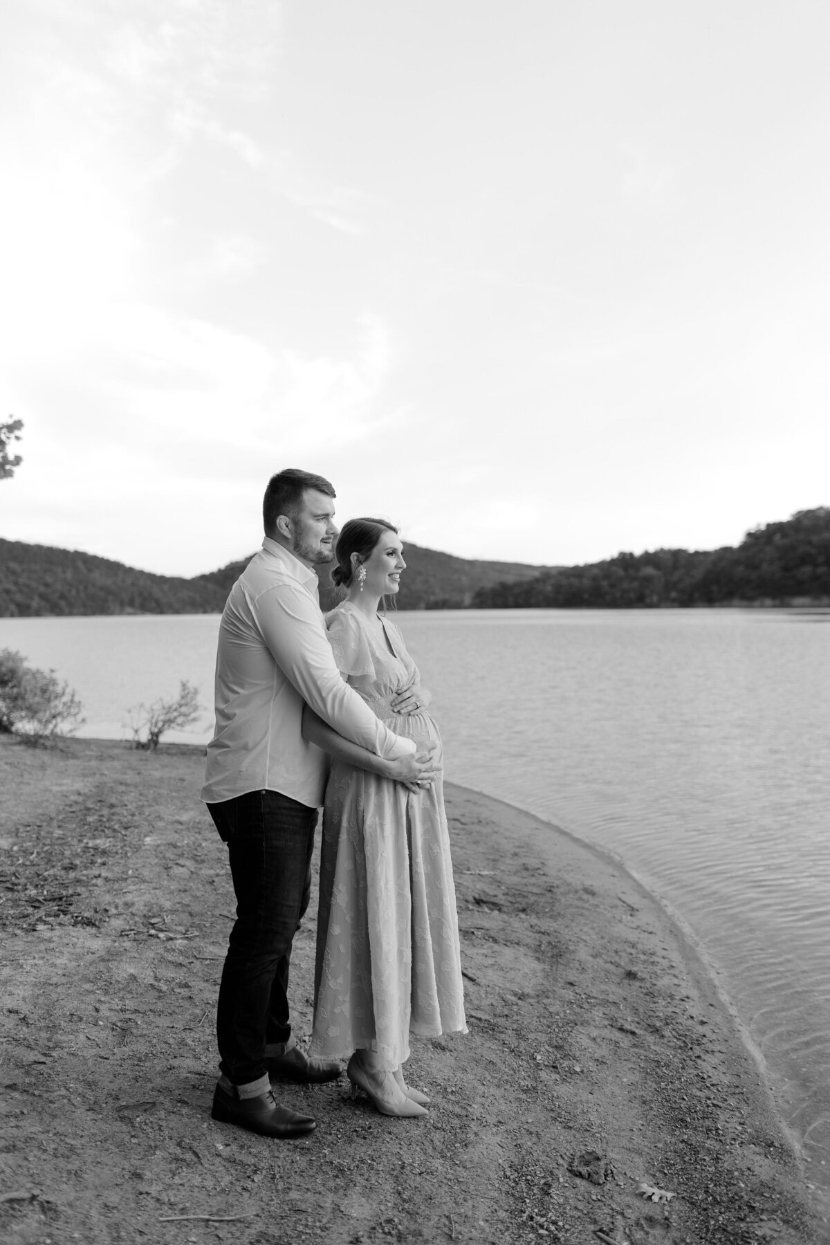 Documentary-Maternity-Session-at-Carvins-Cove-RJ-73