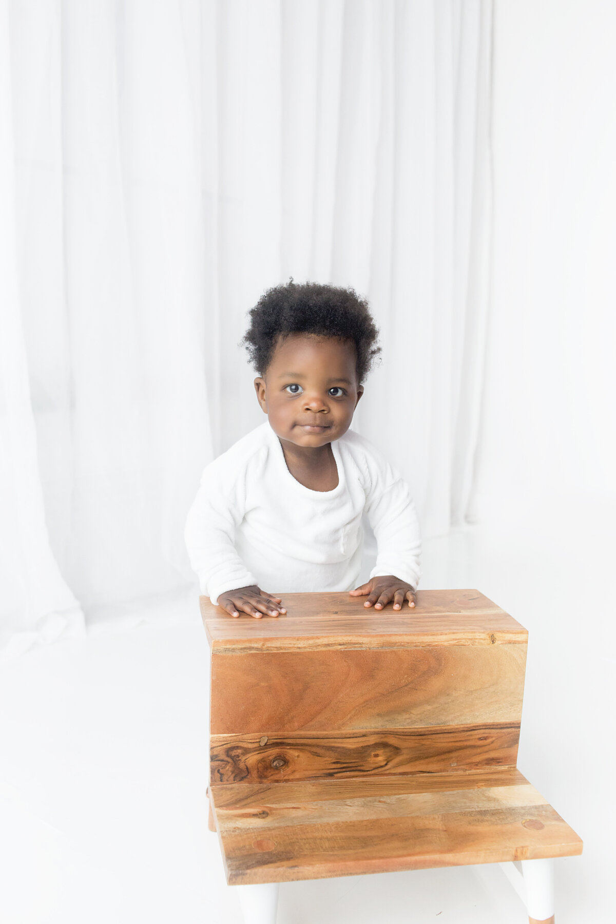 Boy smiling during family photoshoot with Mount Juliet, TN Photographer 