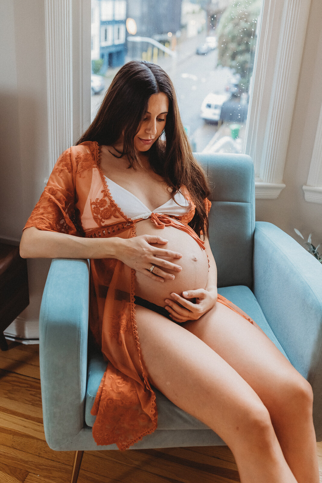 skyler-maire-photography-in-home-maternity-photos-san-francisco-1