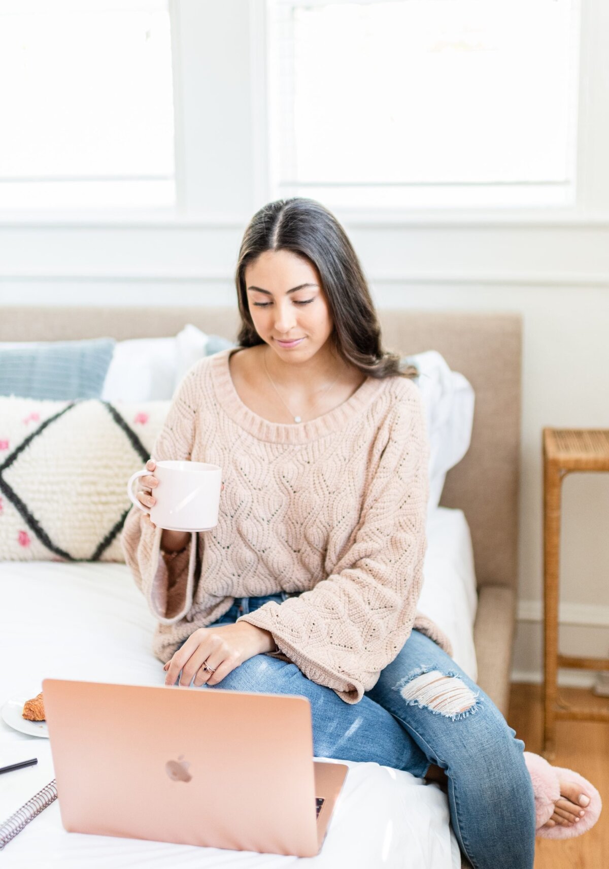color-joy-stock-pink-work-from-home-scaled