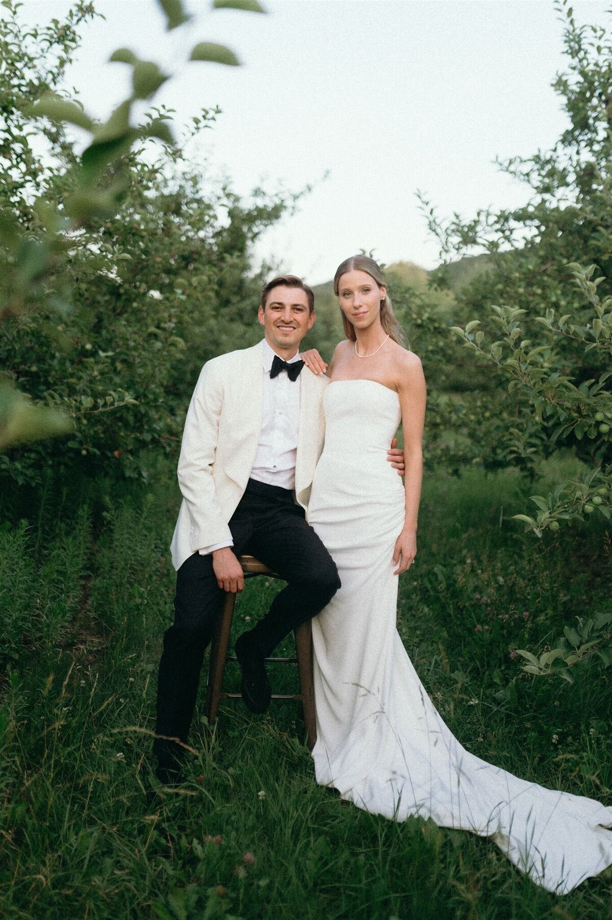 verger-du-flanc-nord-julia-garcia-prat-luxury-documentary-wedding-photographer-71_websize