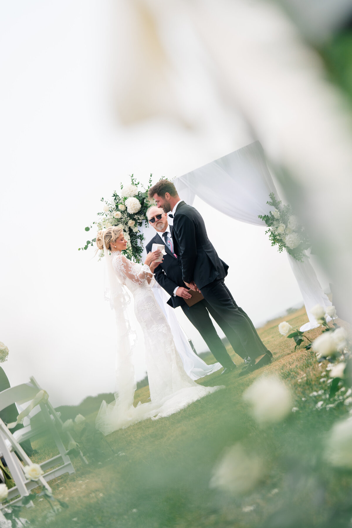Caprio-Captured-Photography-J&R-NewportCountryClub-Wedding-389