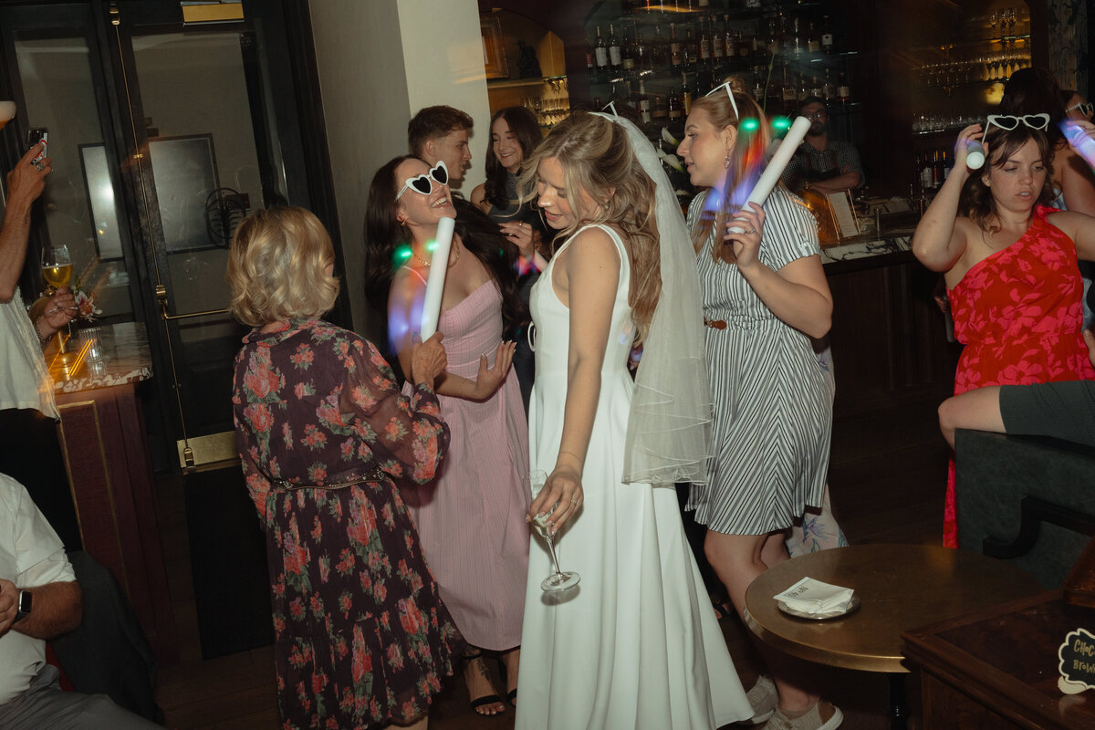 downtown-boise-idaho-intimate-wedding-hackwellphotoco-115
