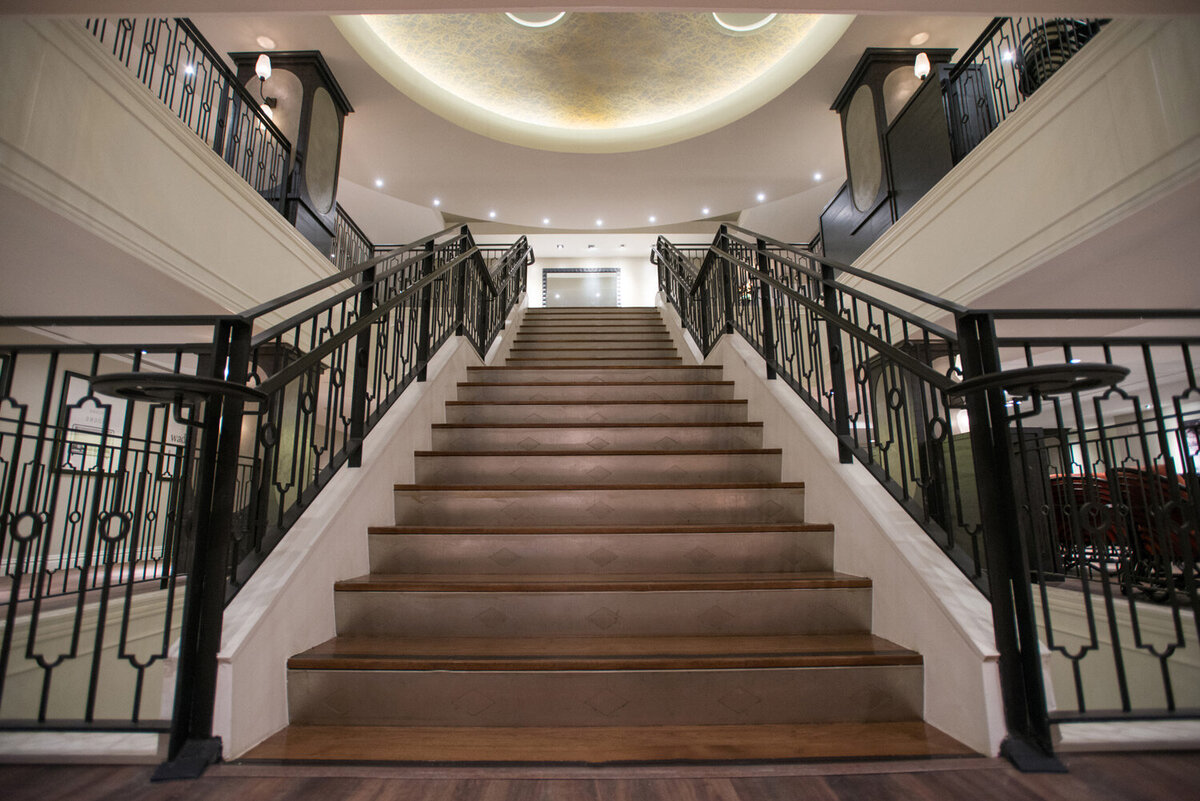 Luxury hotel lobby lounge interior design