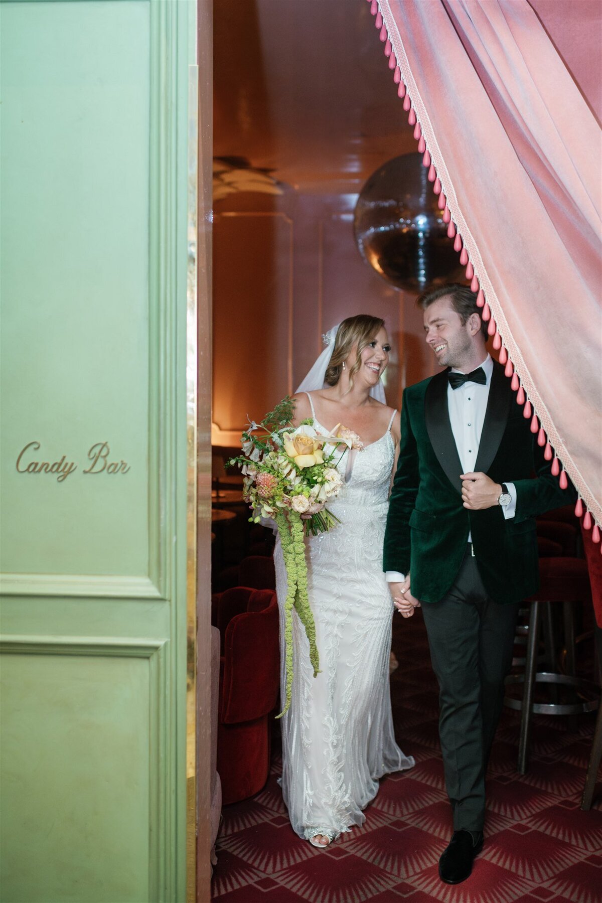 detroit-outdoor-garden-colony-club-wedding-photo-0519
