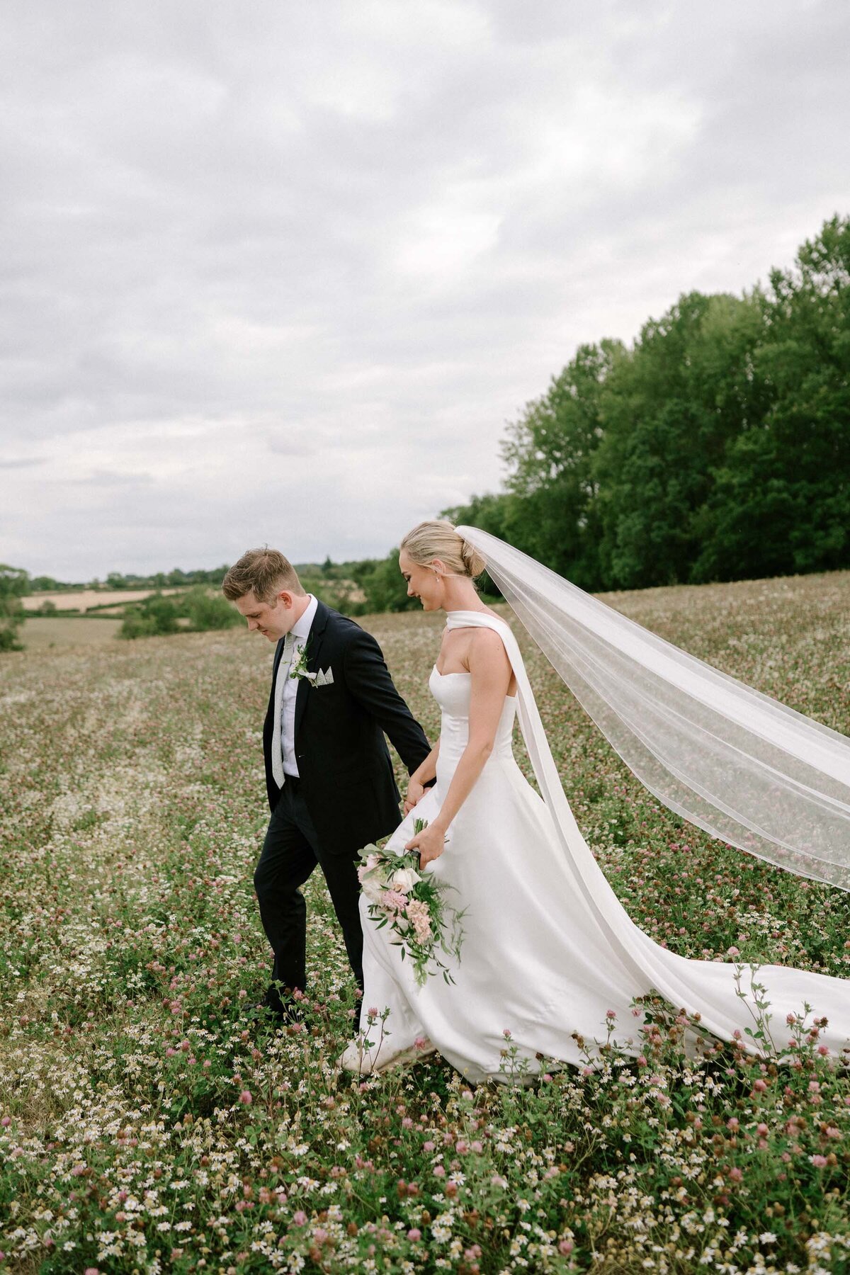 Chloe and James - Suffolk Luxury Editorial Wedding Photographer - Laura Williams Photography - WEB - 1