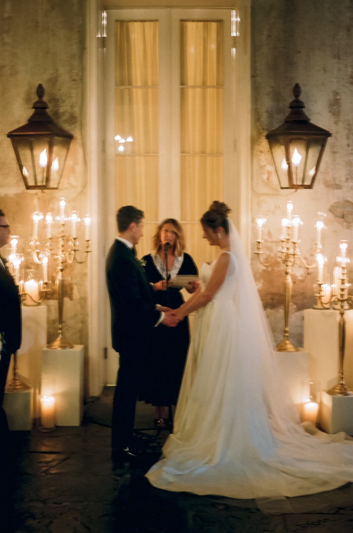 Latrobes-on-royal-new-orleans-wedding-photographer-ditringo-000504380027