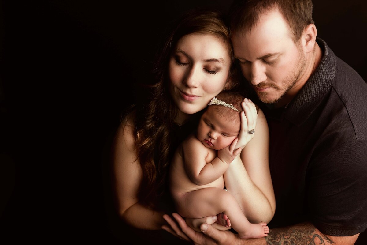 family-photo-of-mobile-alabama-newborn-photographer-deep-roots-photography (2)