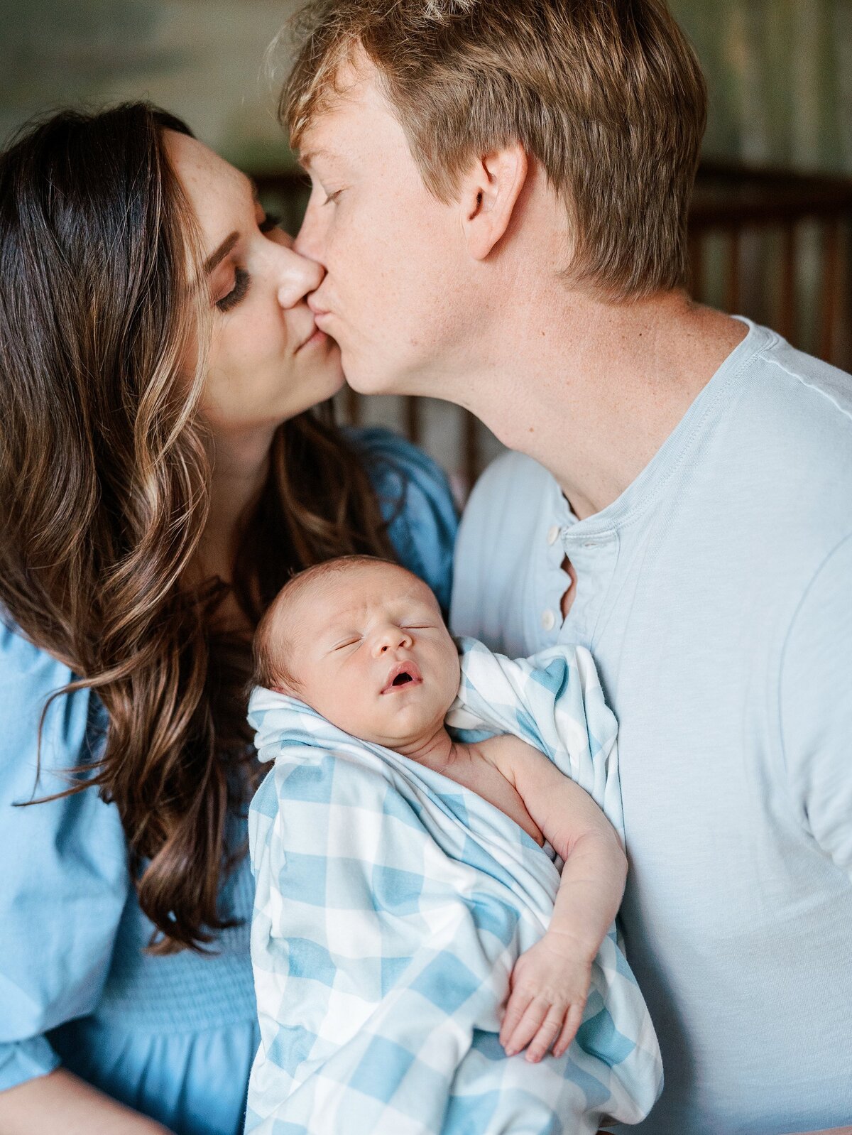 relaxed-timeless-charlottesville-newborn-photos-amy-nicole-photography-0188