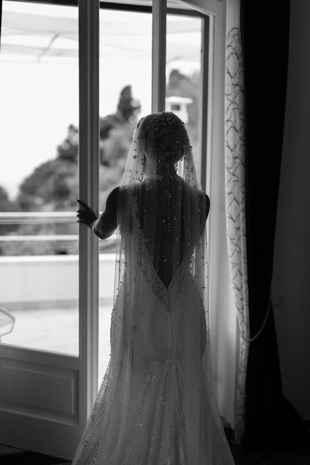 016-hotel-caruso-belmondi-irina-ryan-wedding-varna-studios