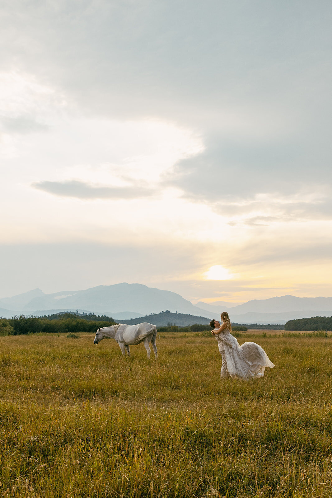presley-gray-photo-Montana-ranch-elopement-6603