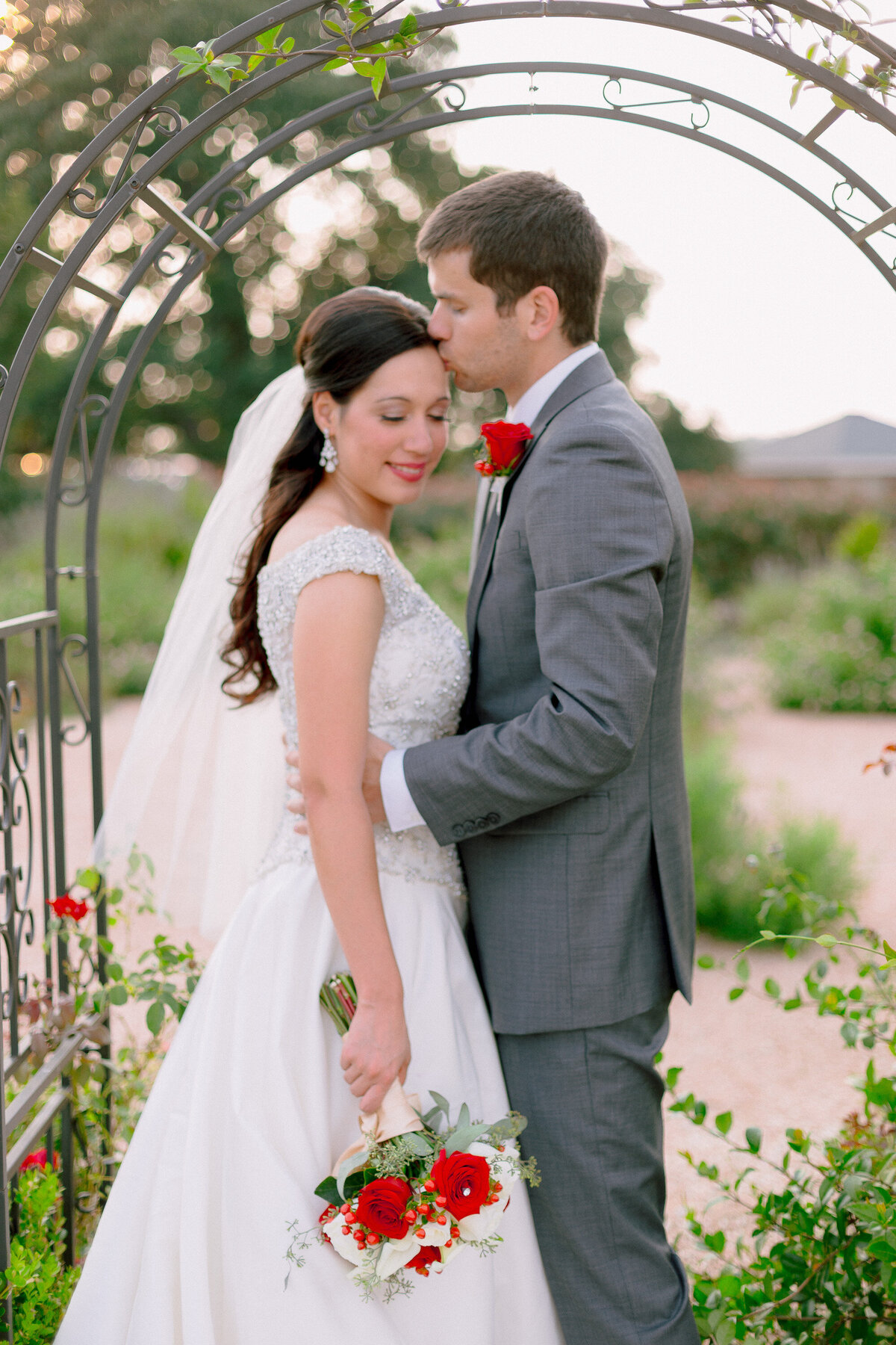 san_antonio_austin_texas_wedding_photographer-Gardens-Cranesbury-View-LnG-1236