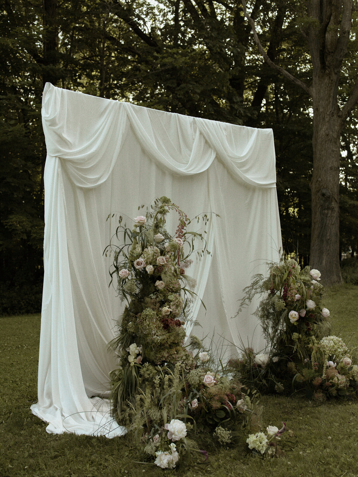 FINAL-ACREWOOD-GENLABBE-ottawa-toronto-pec-montreal-quebec-ontario-storytelling-fineart-editorial-bridal-elopement-wedding-photographer-4855