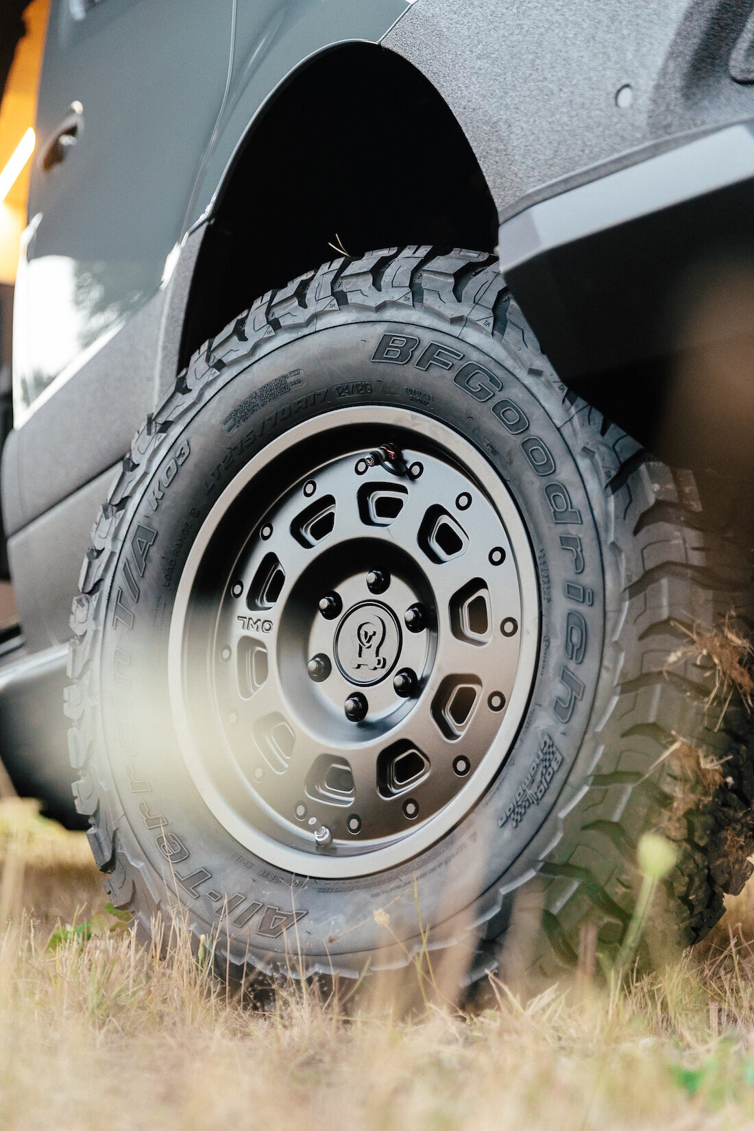 1_PawPrintsPitStops250918_BMV_SlowFastcreative_1011