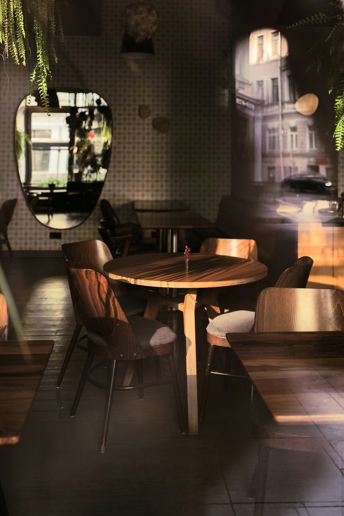 kirill-mikhaylyuk-BKgMTTi9jq0-unsplash