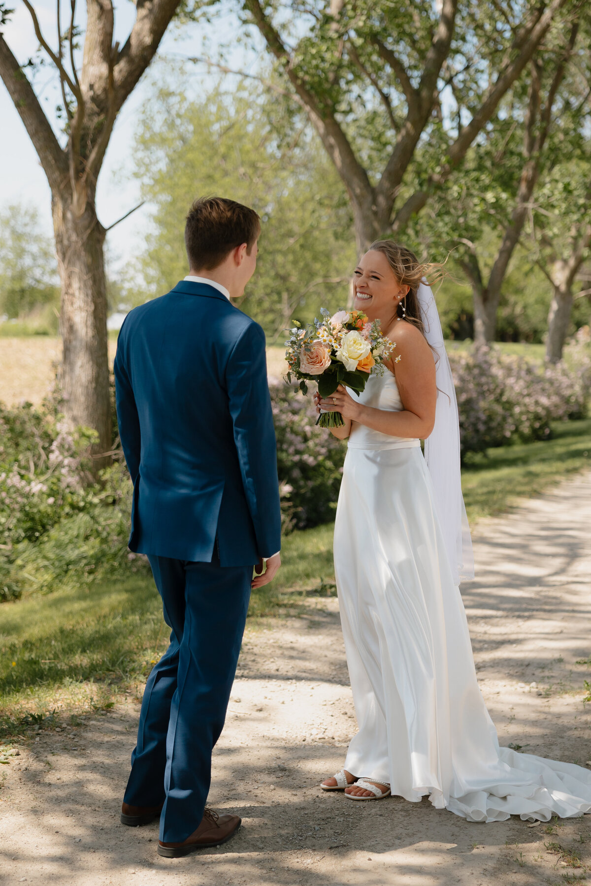 Sydney and Brant's Rustic Midwest Wedding Photography-155