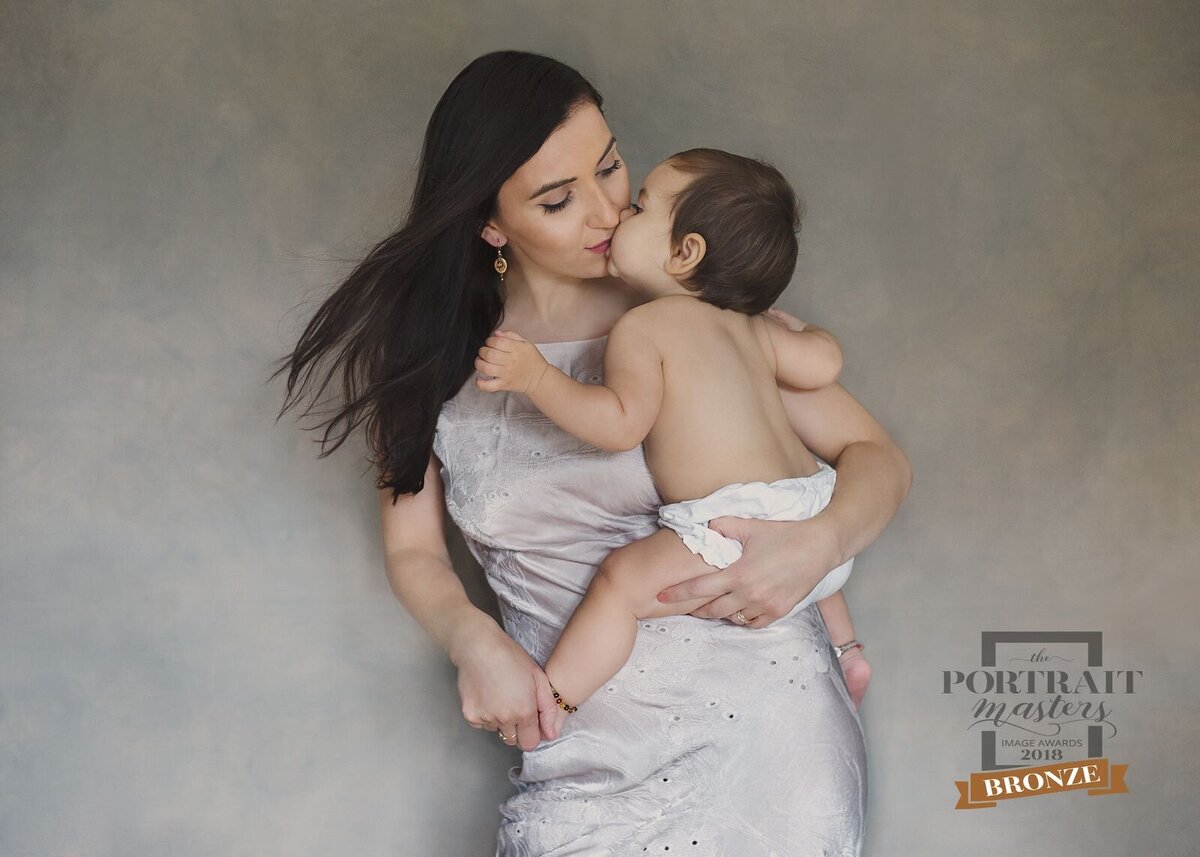 mother_child_portrait