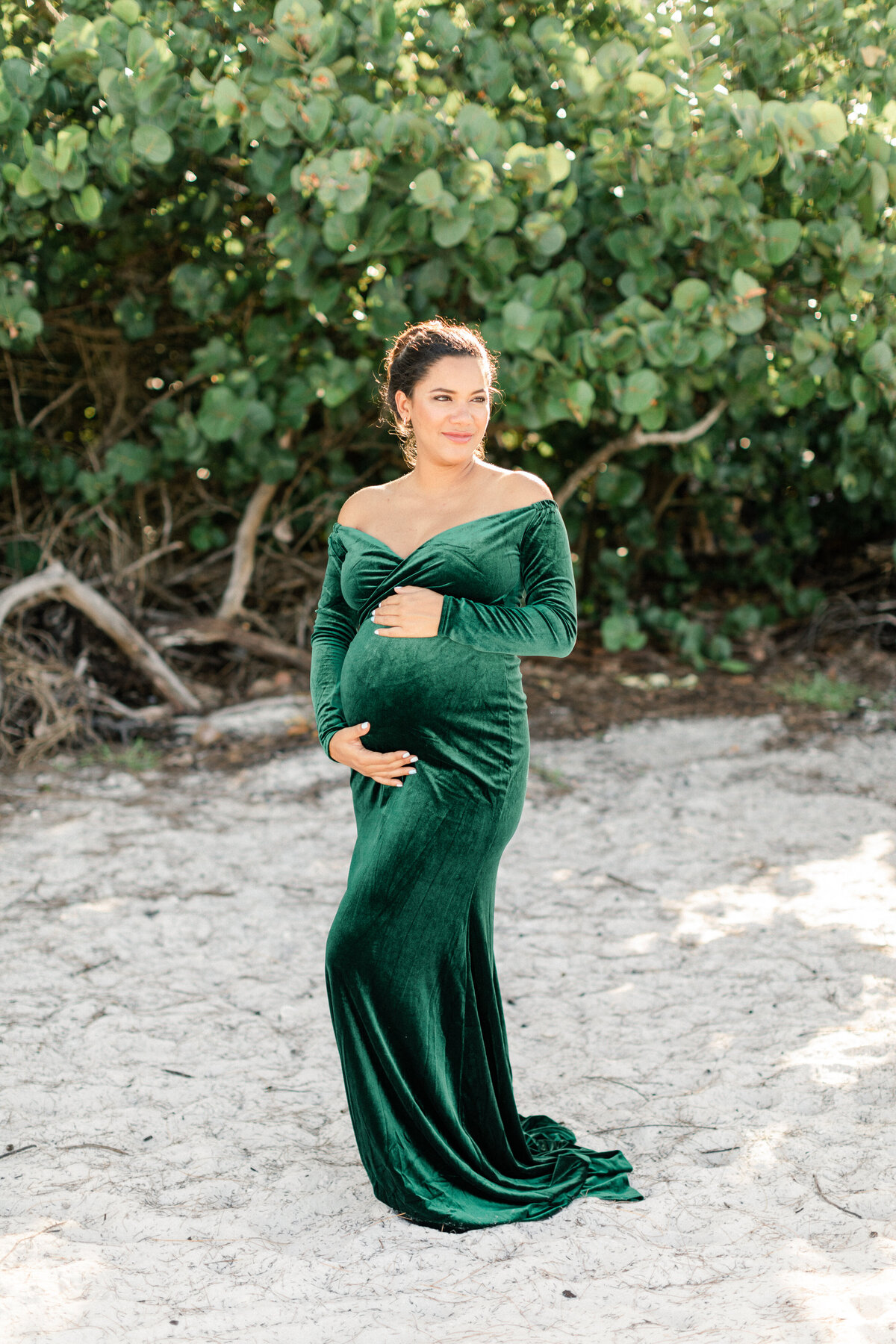outdoor-maternity-photoshoot-in-florida
