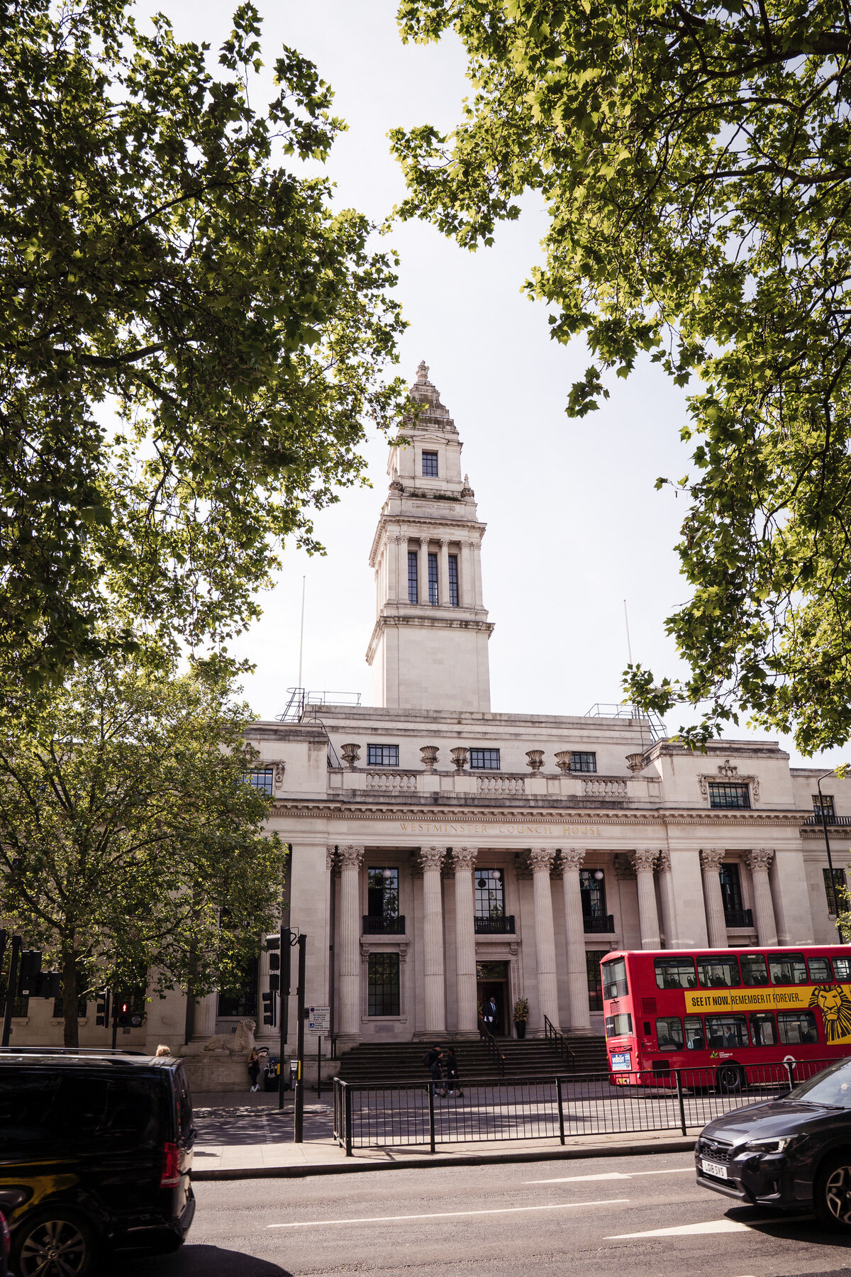 intimate-london-old-marylebone-town-hall-wedding-1