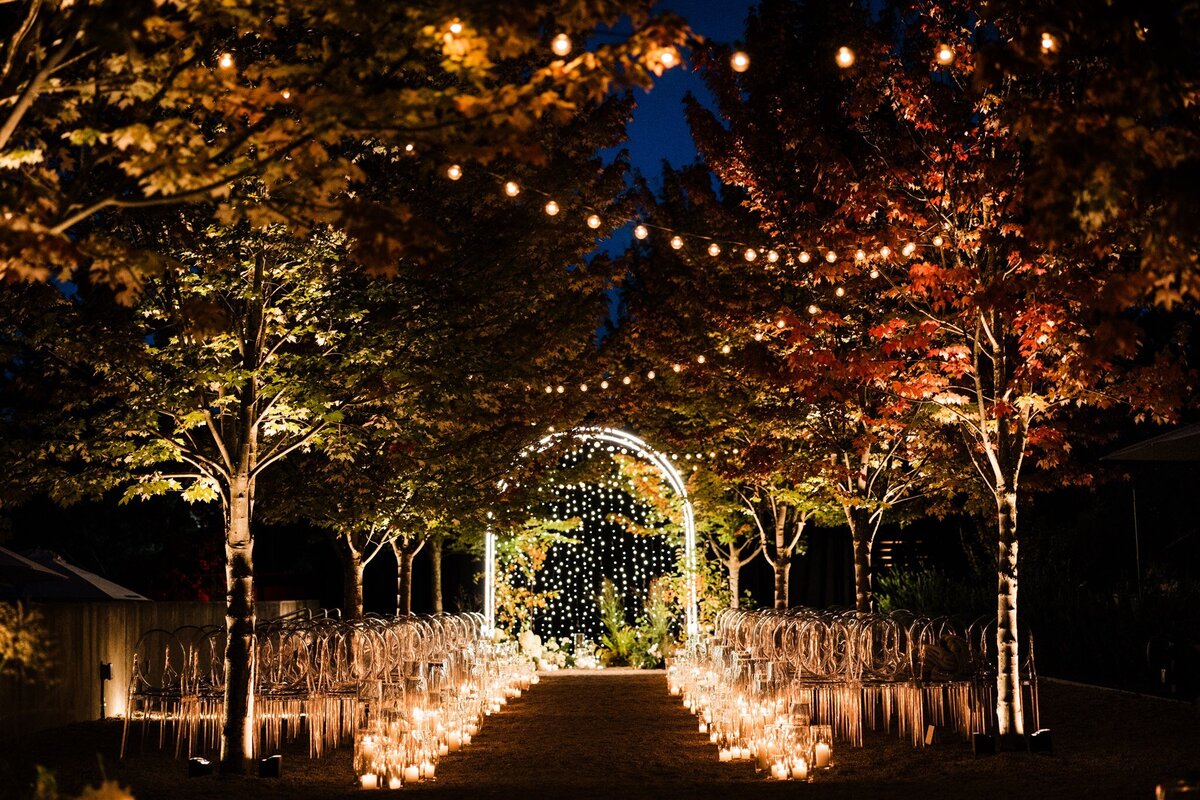 Dramatic-Ceiling-Greenery-Candle-Light-Wedding-Flora-Nova-Design-Seattle-00092