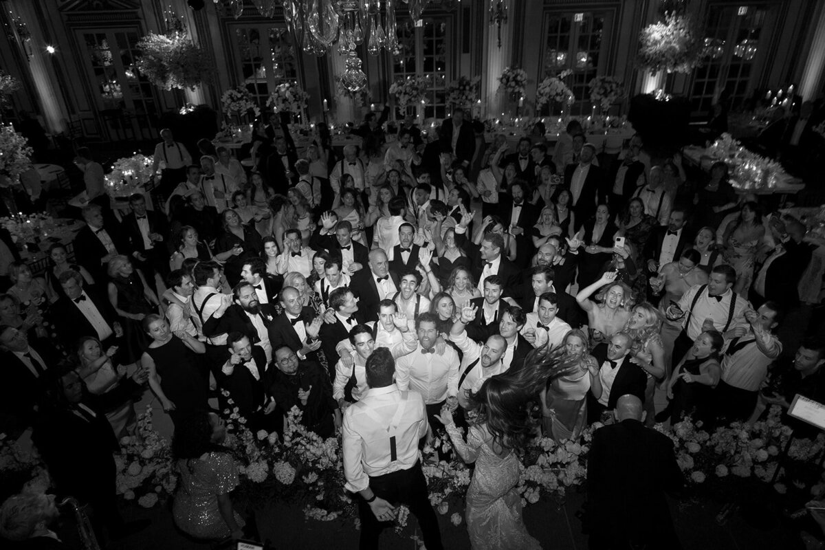 Chic Boston Wedding Design by Luxury Wedding Planner-36