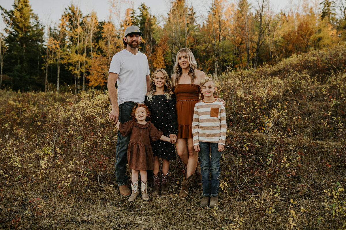 alberta-family-portrait-photographer-chelsie-lumy-and-co-7