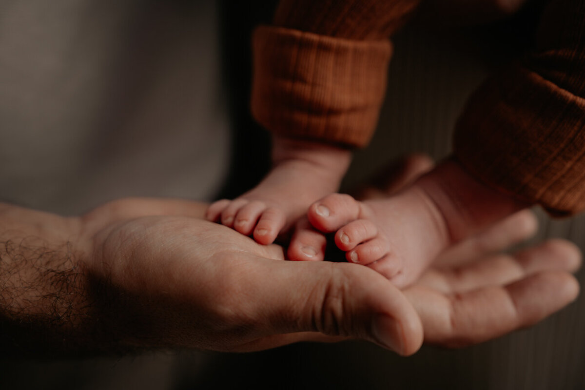 240528 Newbornshoot TharaDSC04643-Verbeterd-NR 52