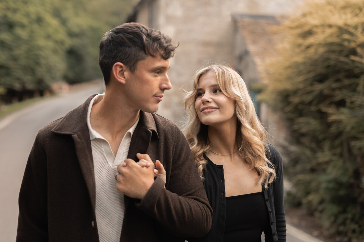 castle-combe-couple-portraits-10