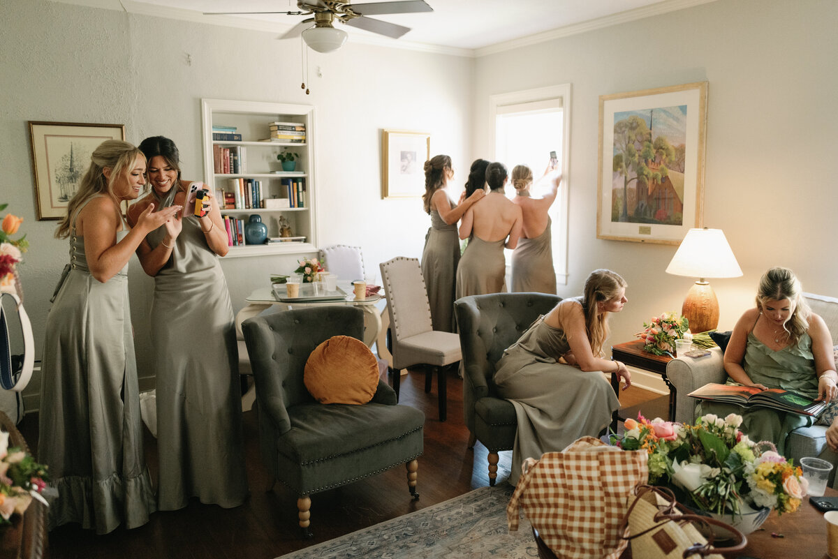 ElizabethandZachary_Teasers_0007