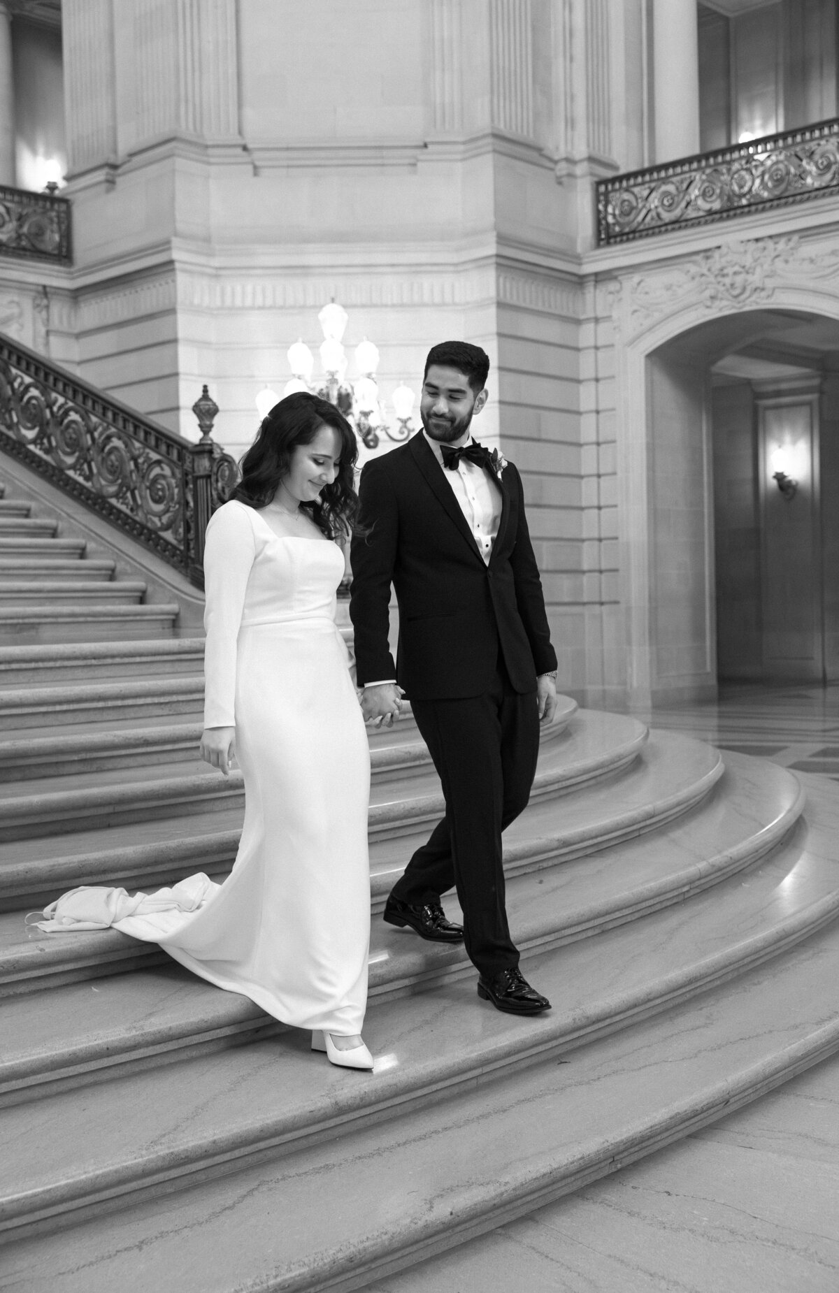 a+Jweddingpartycityhallportraits9098-