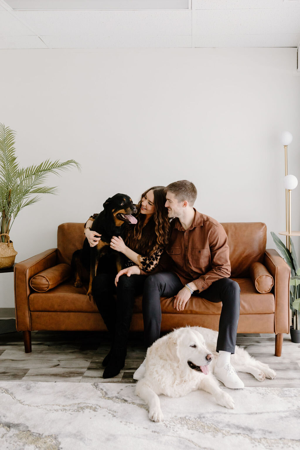 christina_ney_photography_wedding_engagement_lifestyle_photographer_dubuque_iowa_wedding_planning_assistance_adventurous_bold_laidback Family Photography11