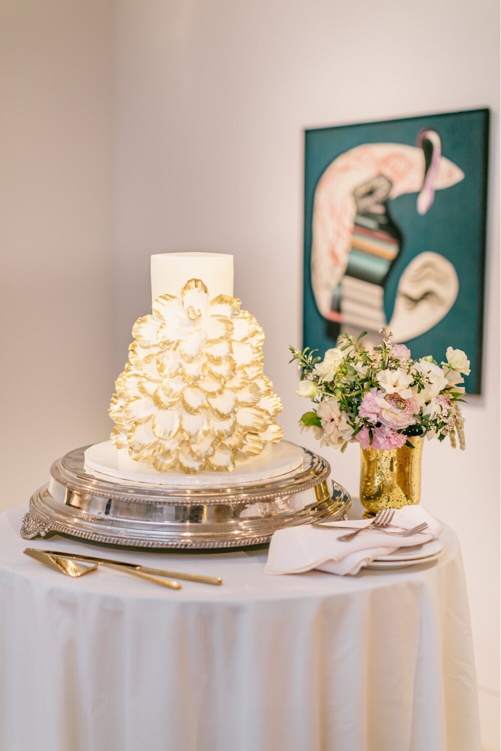 233_wedding-cake_PAFA_chic-elegant-wedding-cake