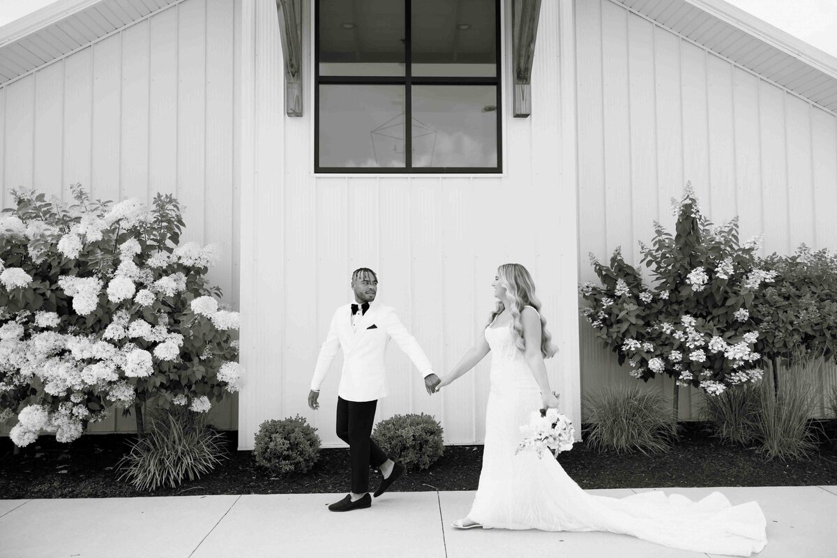 Ashton Hill Galena Wedding |  Photographer-19