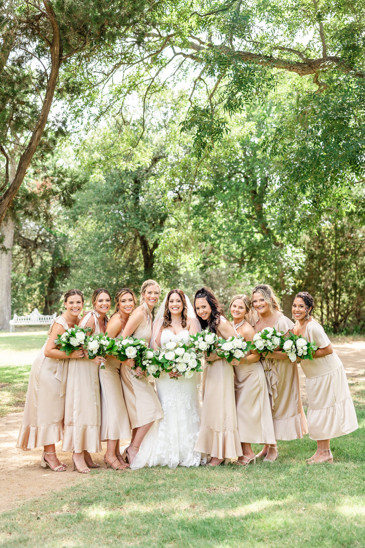 LZ_Navy_and_Taupe_Wedding_at_Pecan_Springs_Ranch-053