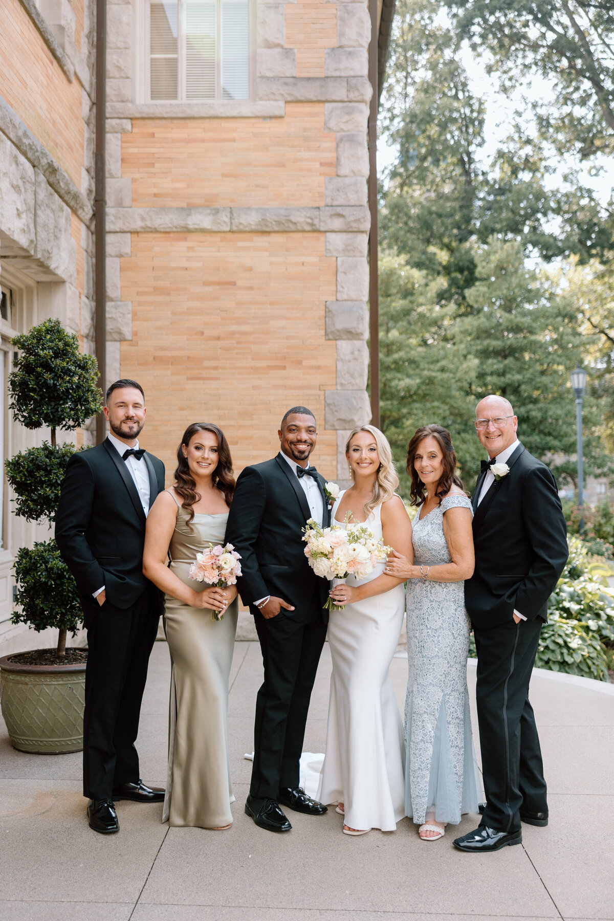 Jecee & Yoniel - Cairnwood Estate - Family Portraits 043