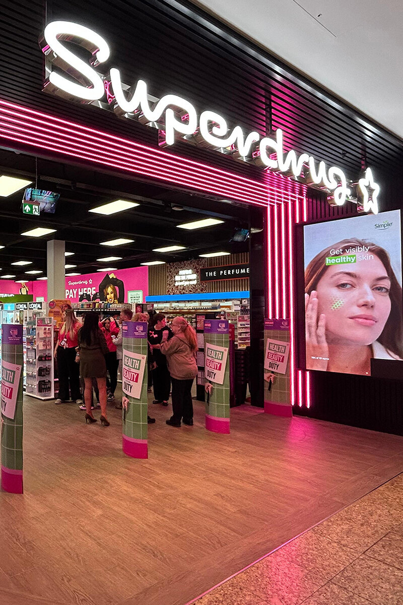 ellis-signs-superdrug-meadowhall-signage