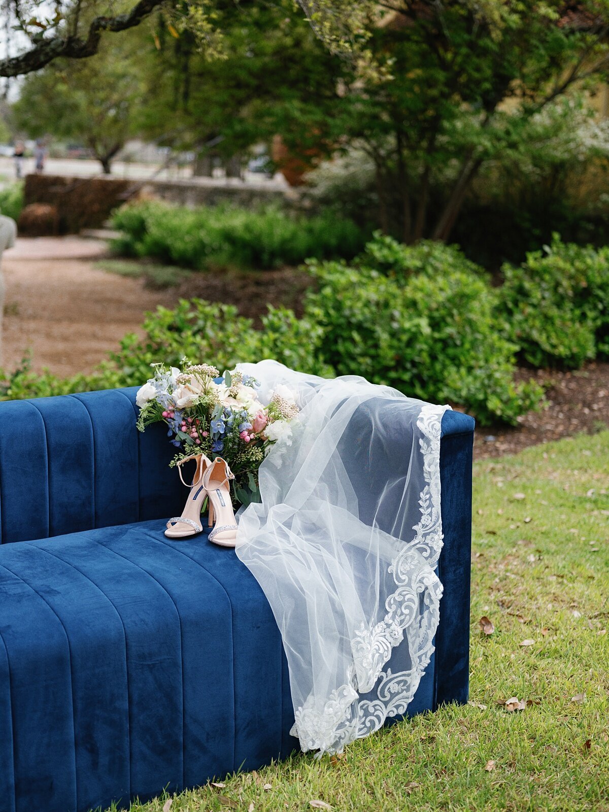 Spring-Camp-Lucy-Wedding-Amy-Odom-Photography_0010